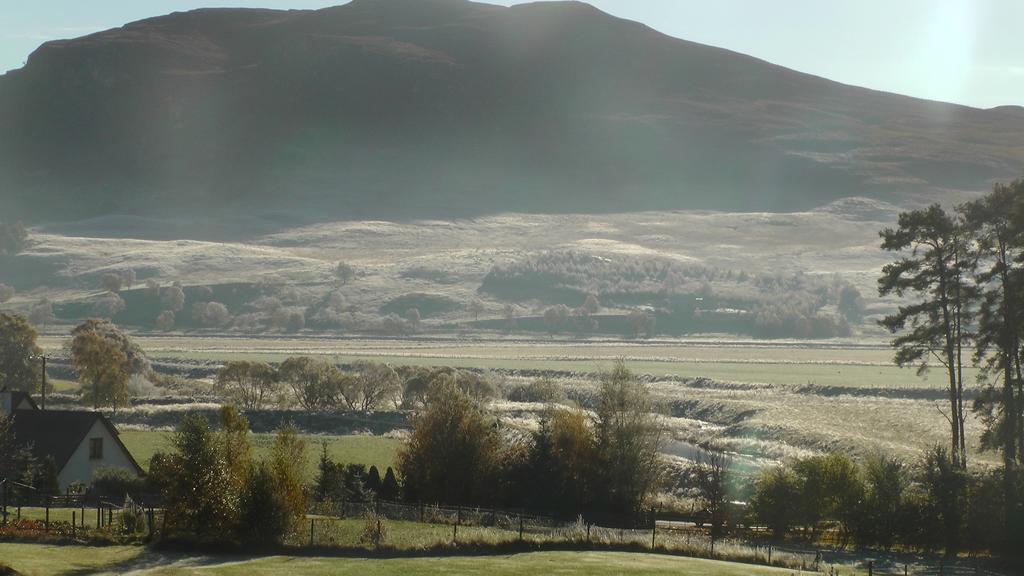 Tigh An Each B&B & Laggan Glamping Нютънмор Екстериор снимка