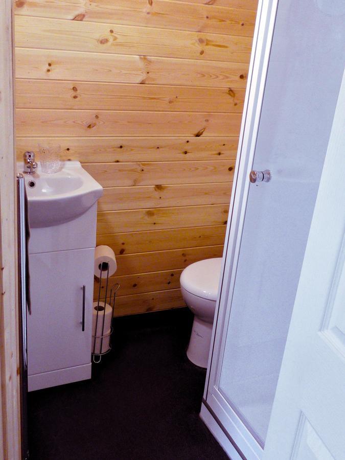 Tigh An Each B&B & Laggan Glamping Нютънмор Екстериор снимка