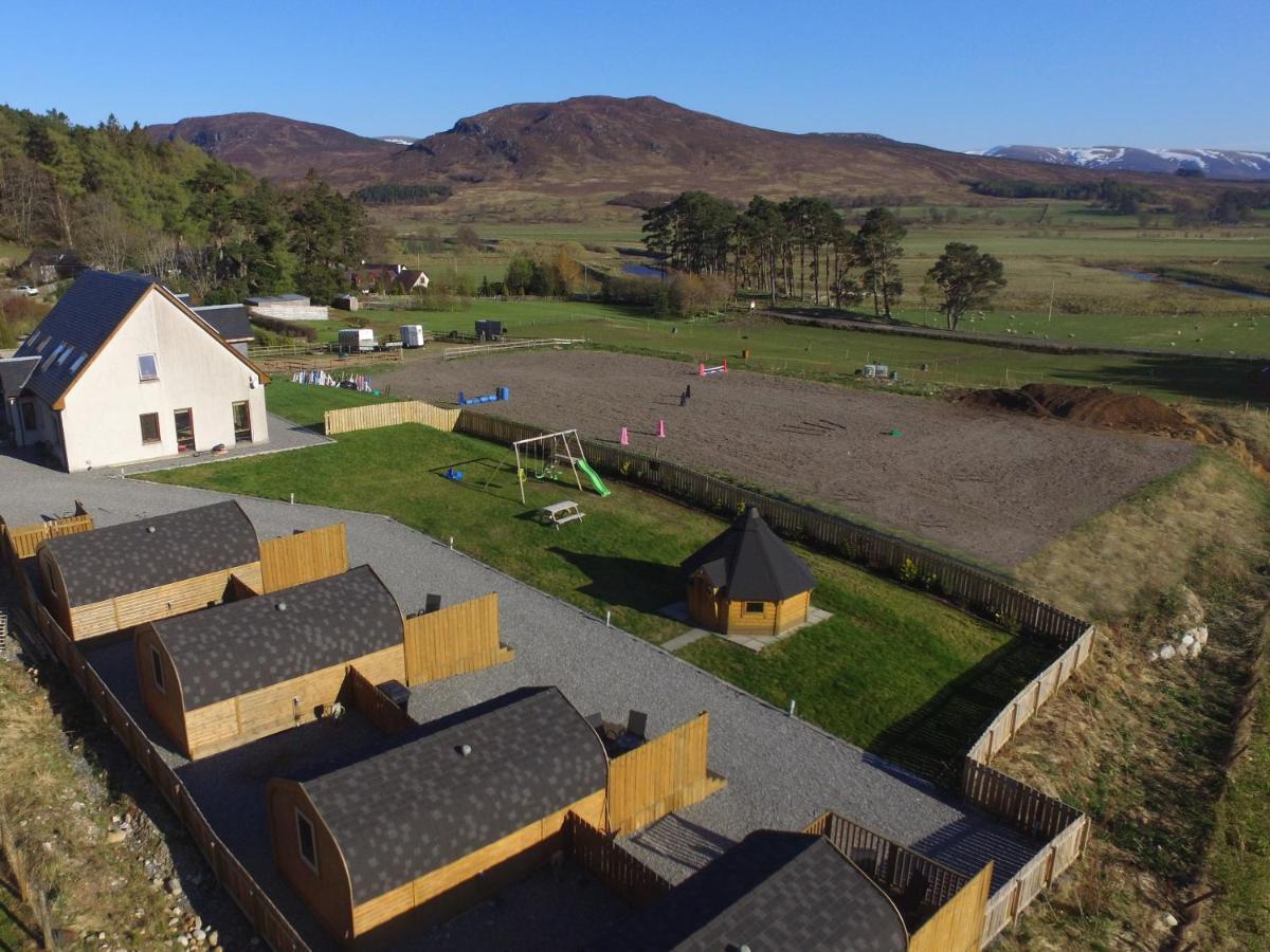 Tigh An Each B&B & Laggan Glamping Нютънмор Екстериор снимка